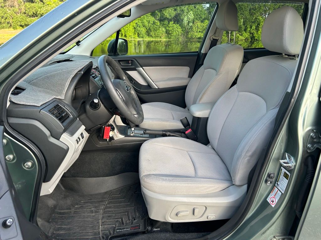 Thumbnail: 2015 Subaru Forester - 15