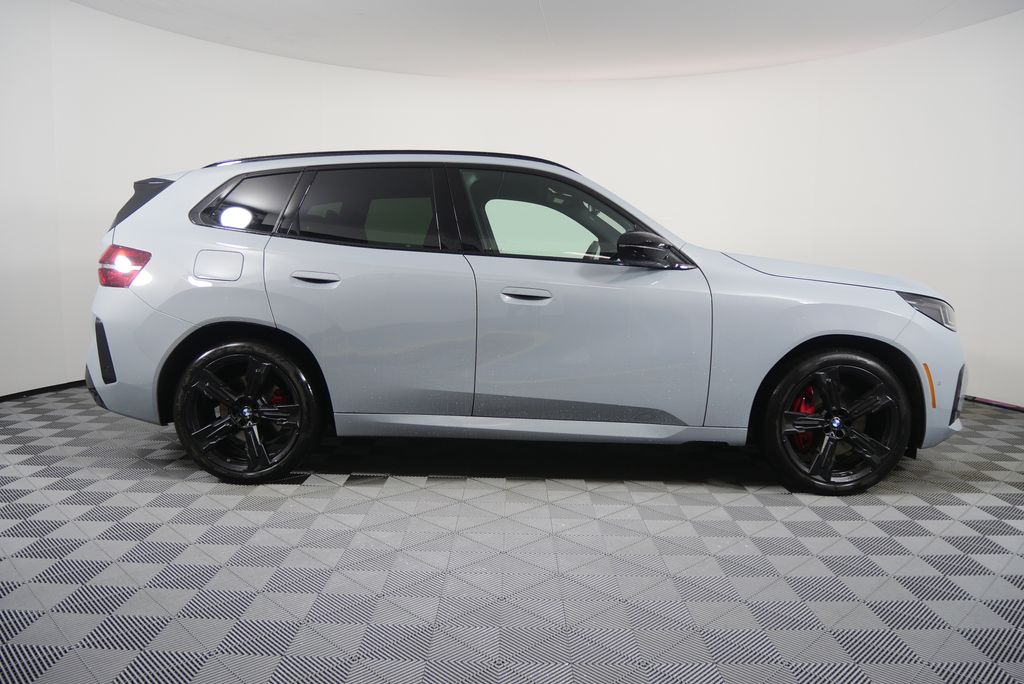 Thumbnail: 2026 BMW X3 - 2