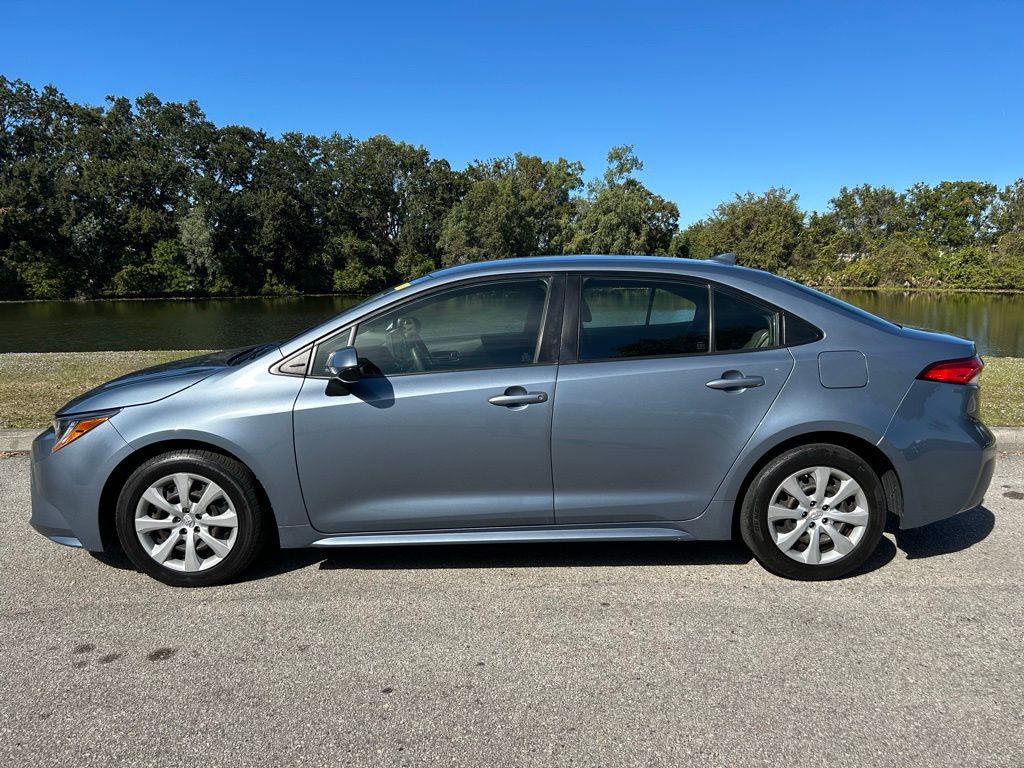 Thumbnail: 2022 Toyota Corolla - 2