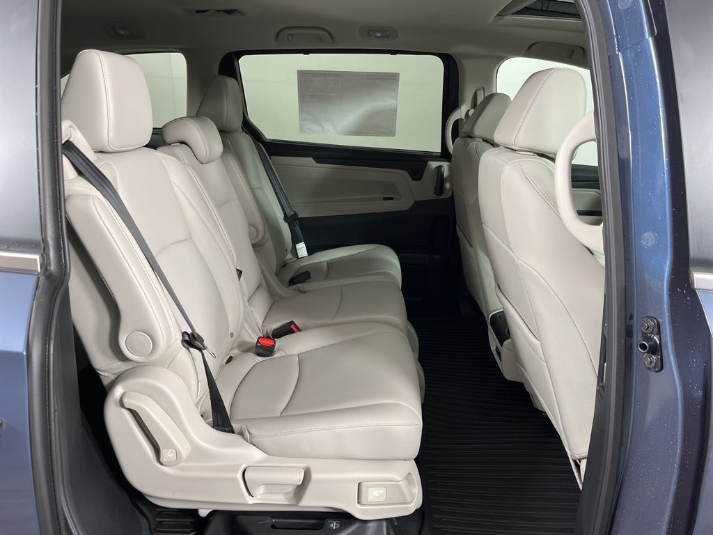 2025 Honda Odyssey EX-L 9