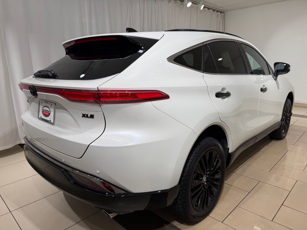 Thumbnail: 2024 Toyota Venza - 5
