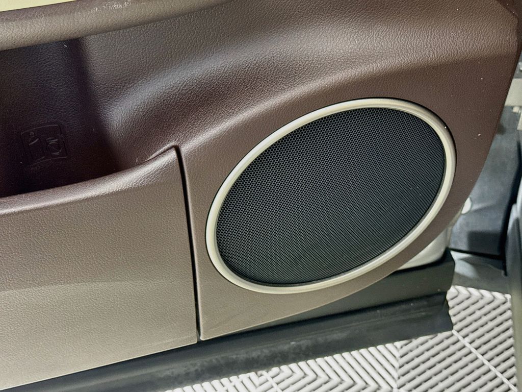 Thumbnail: 2019 Lexus RX - 19