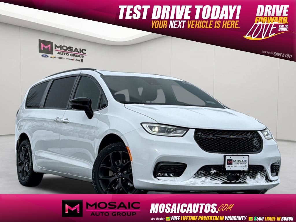 New 2026 Chrysler Pacifica Select Vans