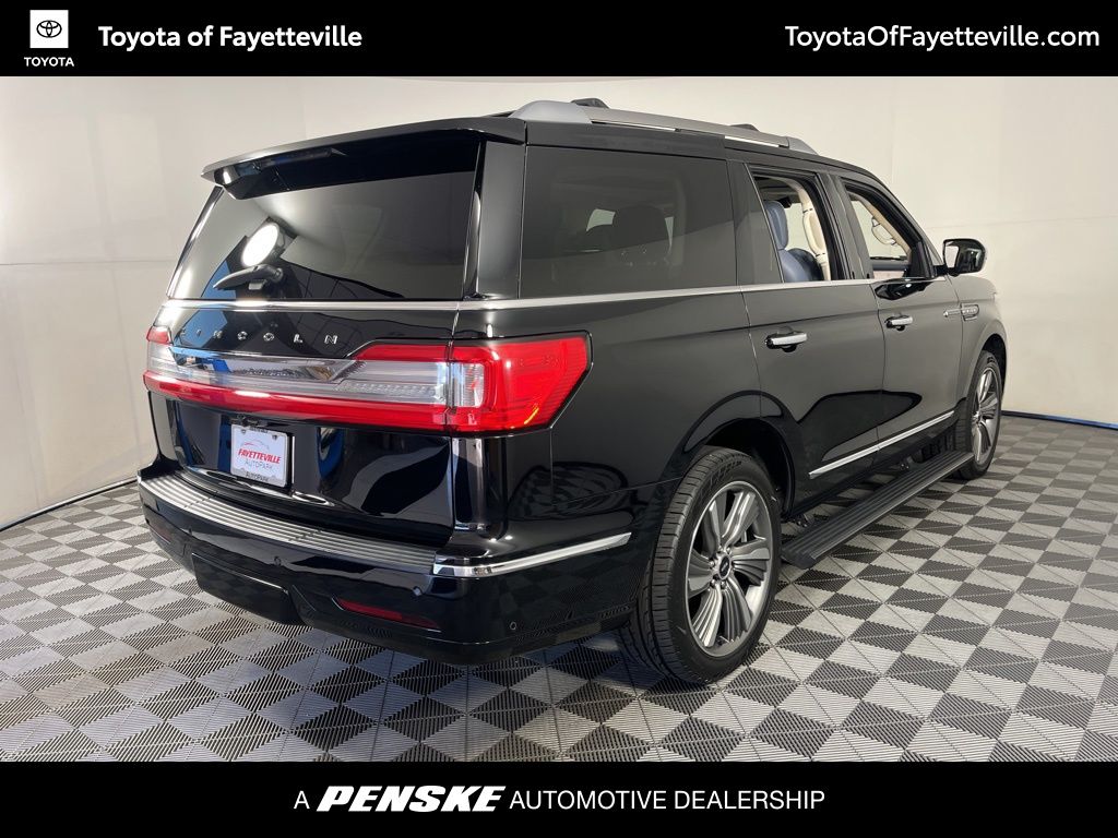 Thumbnail: 2018 Lincoln Navigator - 5