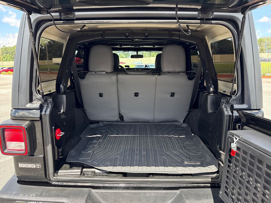 Used 2020 Jeep Wrangler SUV