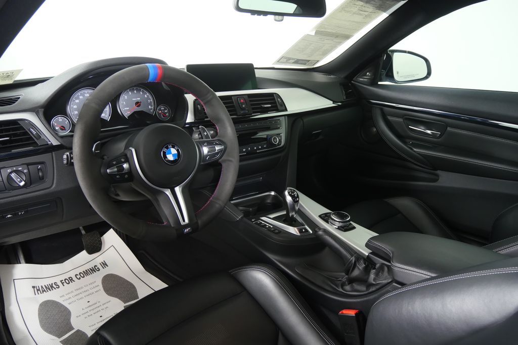 Thumbnail: 2015 BMW M4 - 17