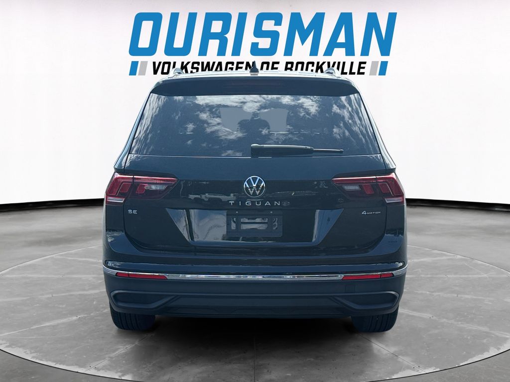 2024 Volkswagen Tiguan 2.0T SE photo