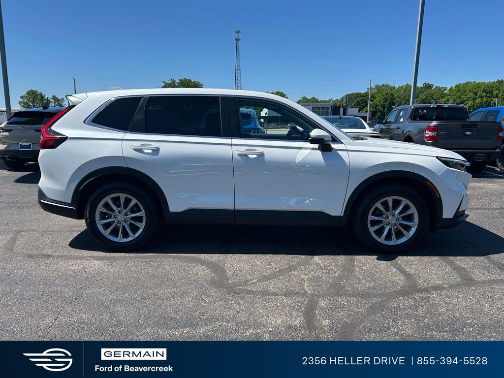 Used 2023 White Honda EX-L image 9