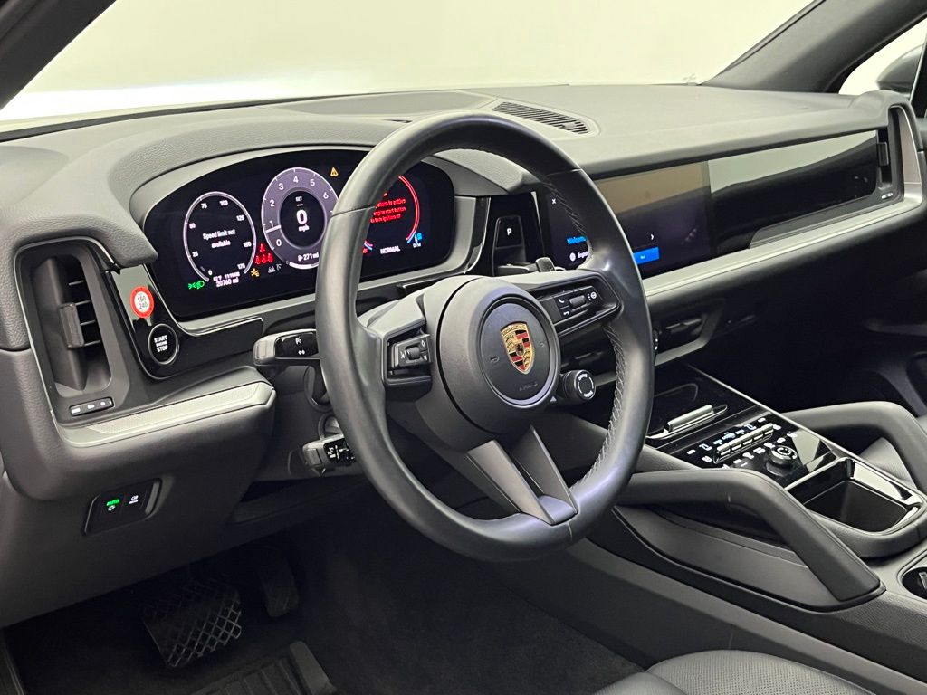 Thumbnail: 2024 Porsche Cayenne - 4