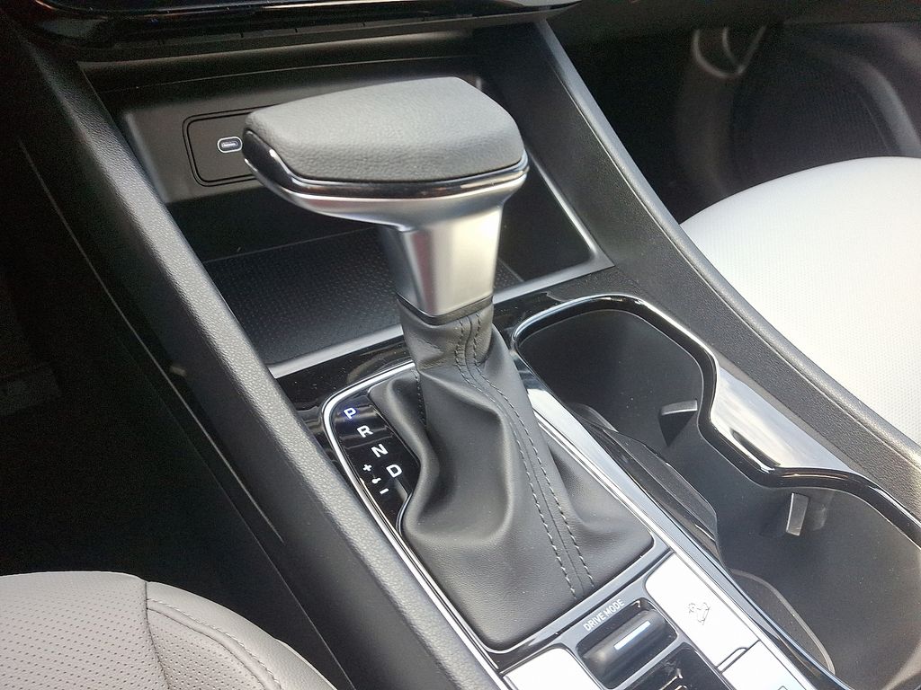 2025 Hyundai Santa Cruz SEL 7