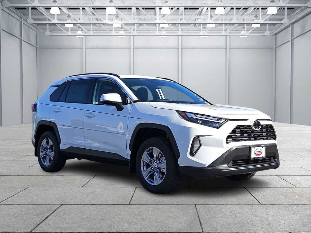 Thumbnail: 2025 Toyota RAV4 - 3