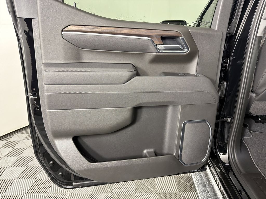 new 2026 GMC Sierra 1500 car, priced at $59,420