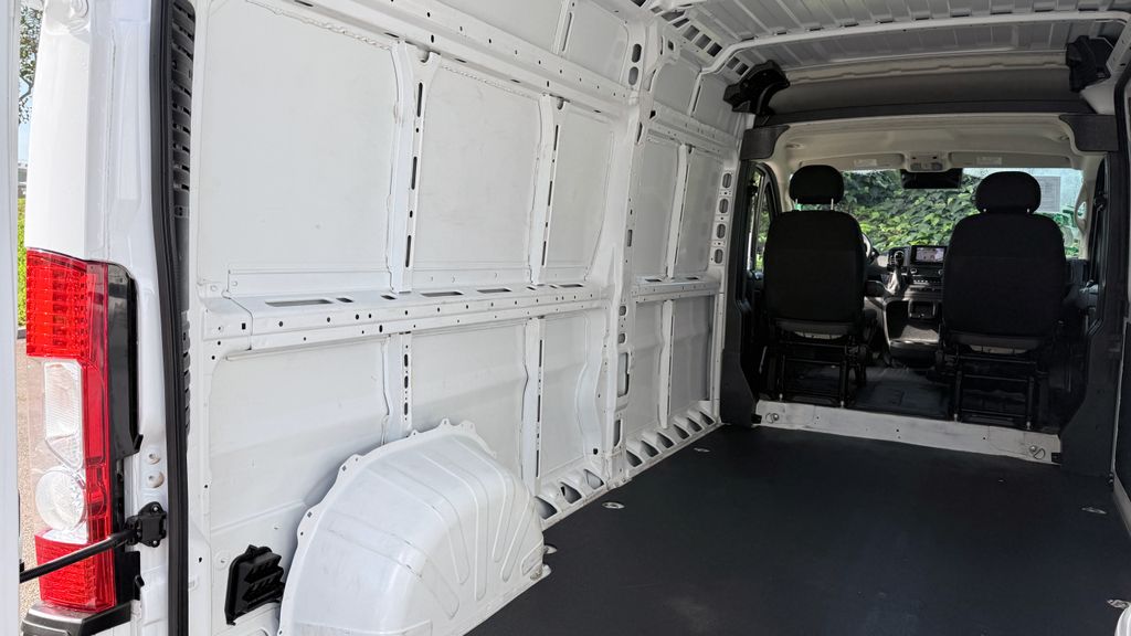 Used 2025 Ram ProMaster 2500 High Roof 3D Cargo Van