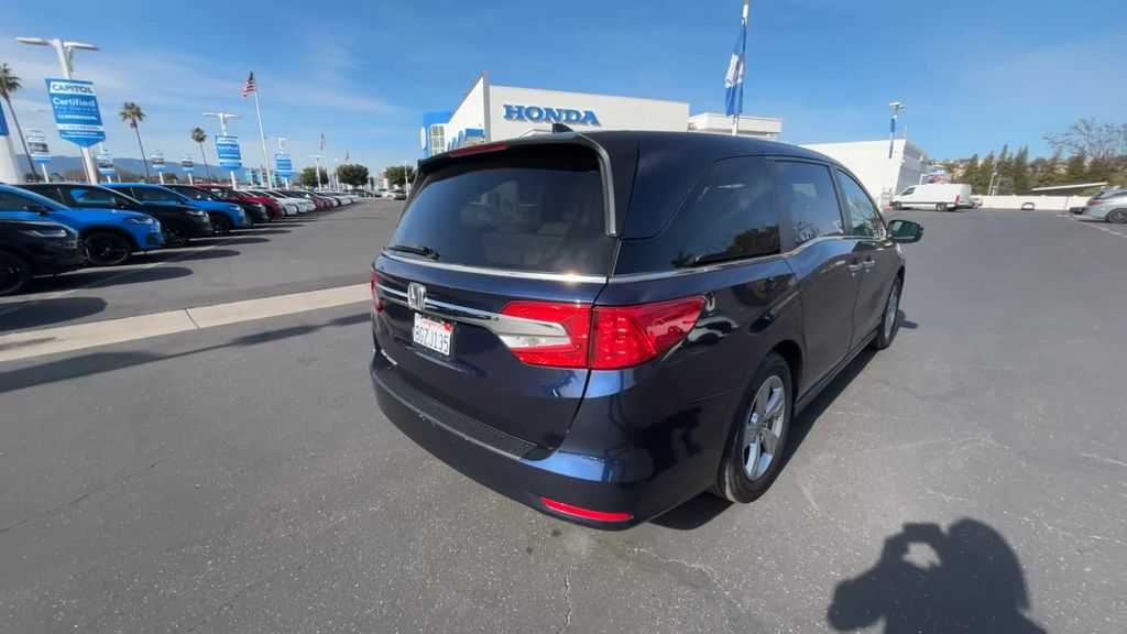 Thumbnail: 2019 Honda Odyssey - 8