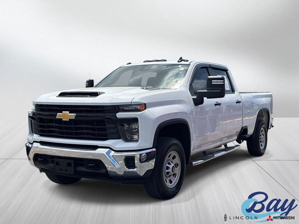 Summit White 2024 Chevrolet Silverado 3500HD Work Truck Crew Cab LB 4WD Pickup Truck Four-Wheel Drive Automatic