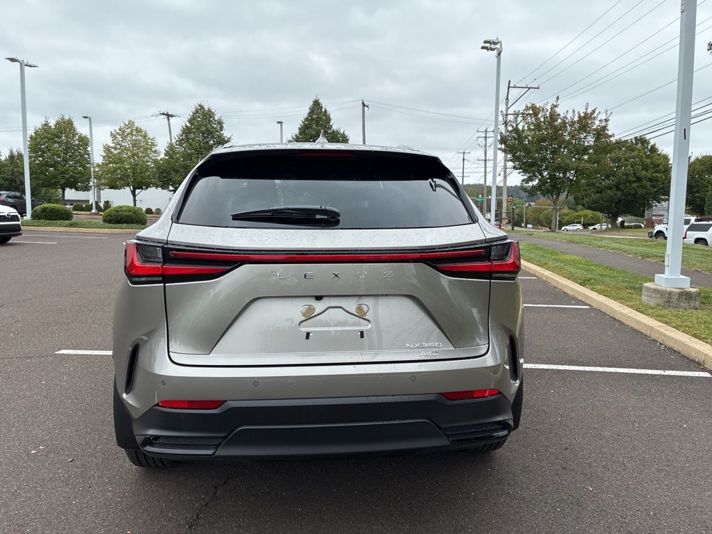 2026 Lexus NX 350 photo 4