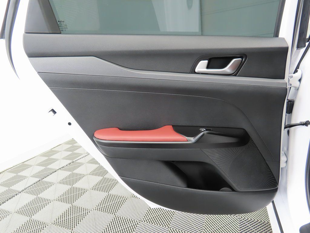 Thumbnail: 2024 Kia K5 - 27