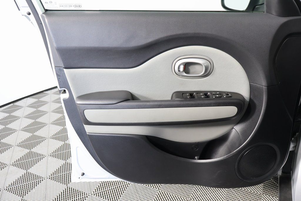 Thumbnail: 2016 Kia Soul - 12