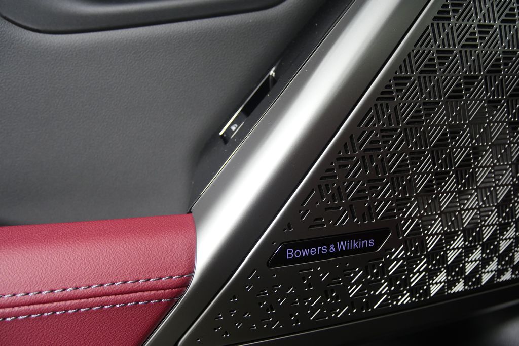 Thumbnail: 2026 BMW 5 Series - 15