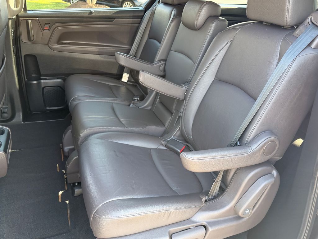 Thumbnail: 2020 Honda Odyssey - 14