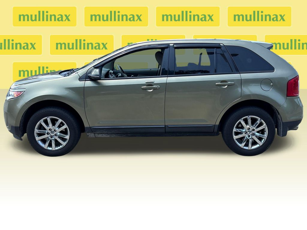 Used 2013 Green Ford SEL image 10