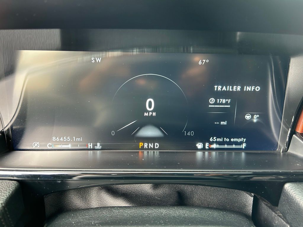 Thumbnail: 2020 Lincoln Navigator - 29