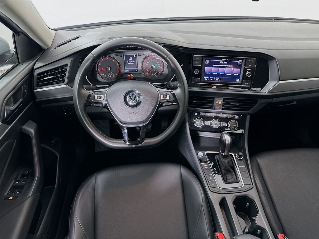 Thumbnail: 2019 Volkswagen Jetta - 22