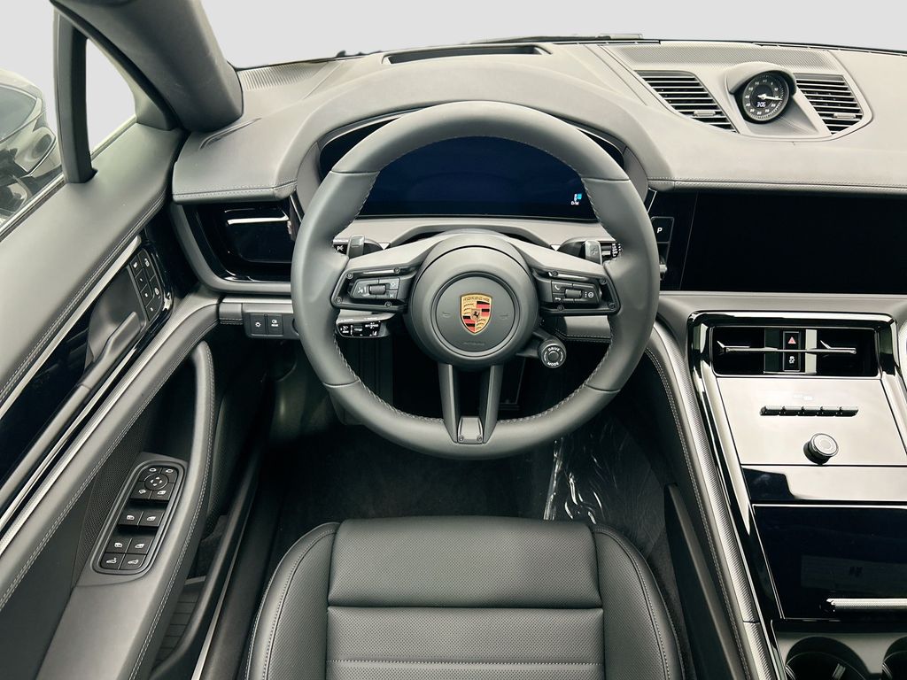 Thumbnail: 2026 Porsche Panamera - 13