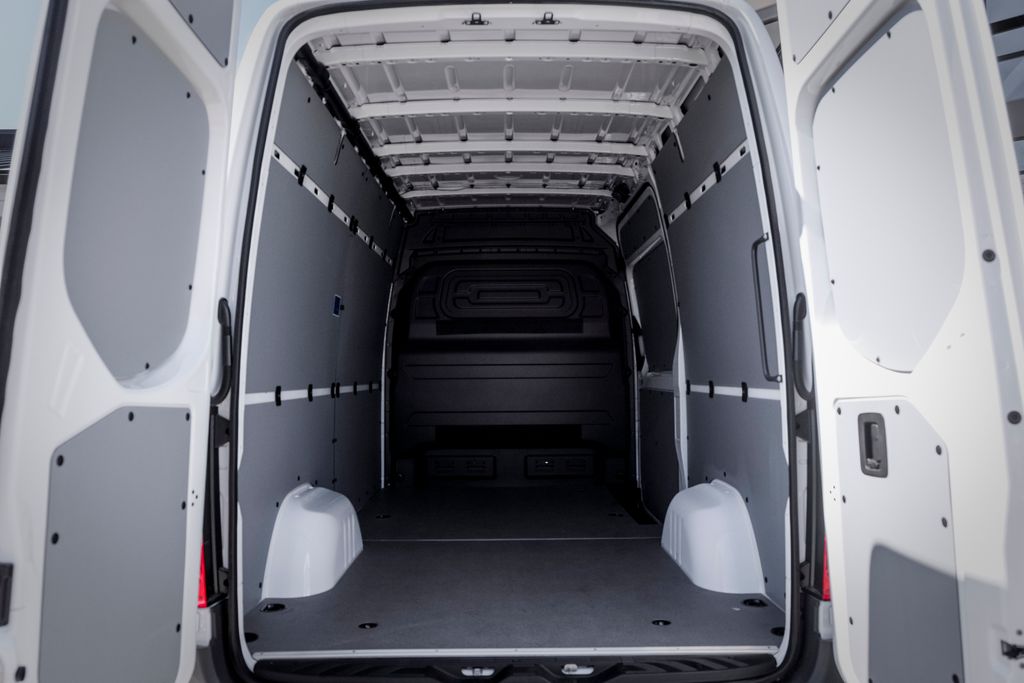 Used 2026 White Mercedes-Benz Cargo 144 WB image 11