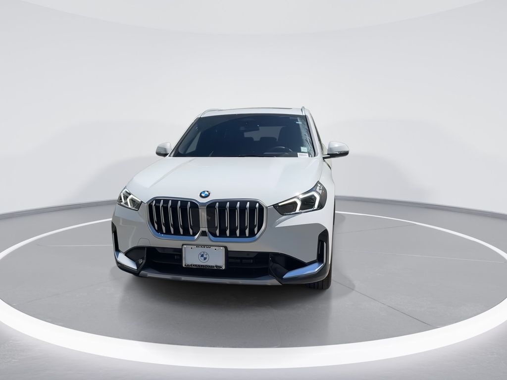 2025 BMW X1 xDrive28i 3