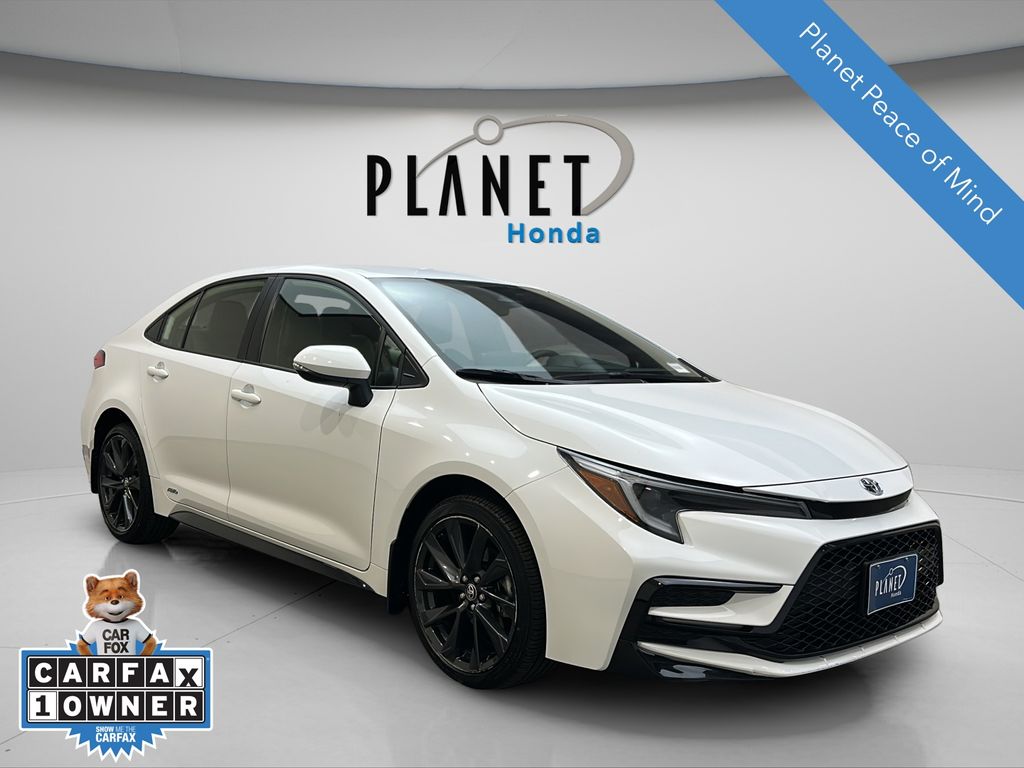 2025 Toyota Corolla Hybrid SE