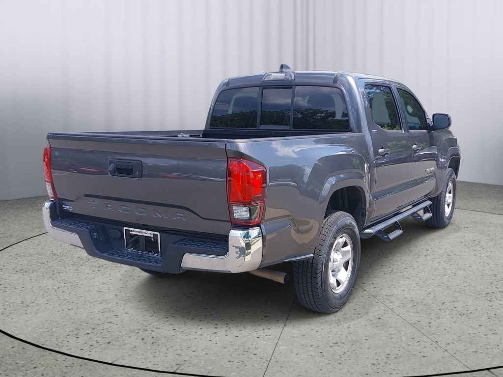 Used 2021 Gray Toyota SR5 image 3