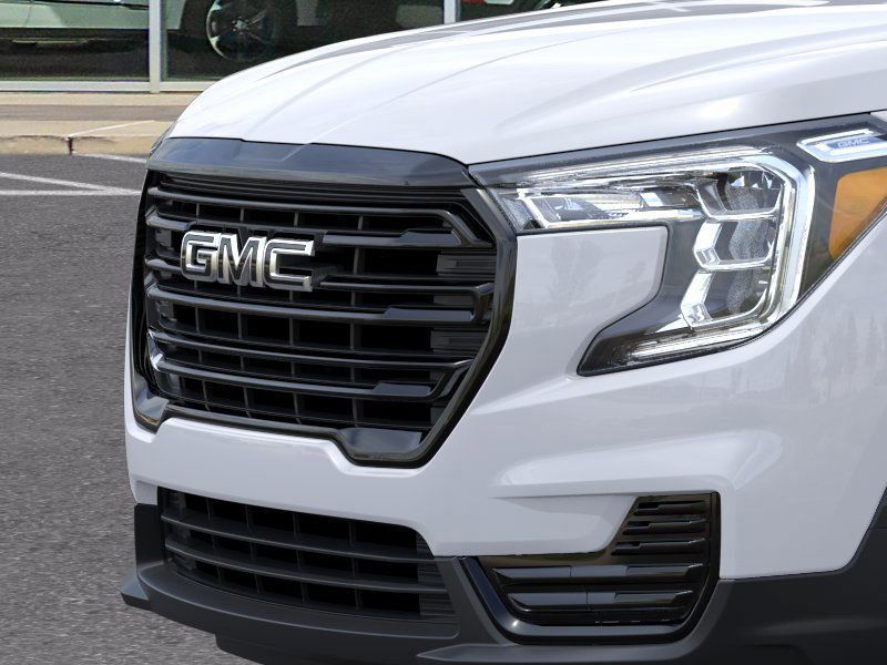 2024 GMC Terrain SLE 13