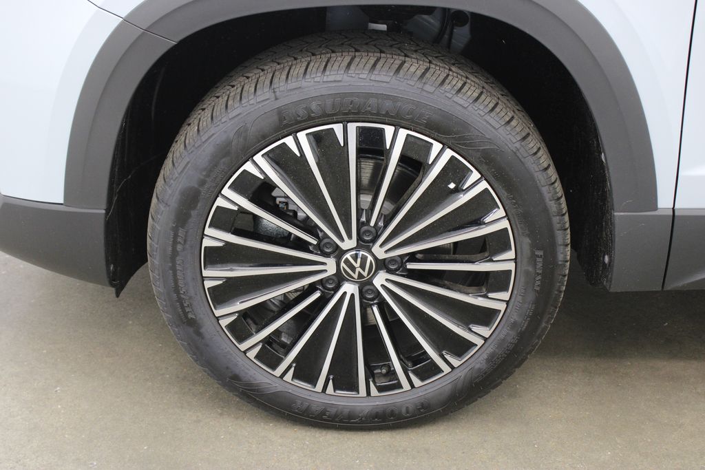 new 2026 Volkswagen Taos car