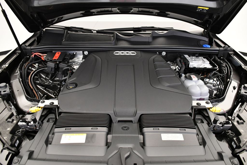 Thumbnail: 2026 Audi Q7 - 11