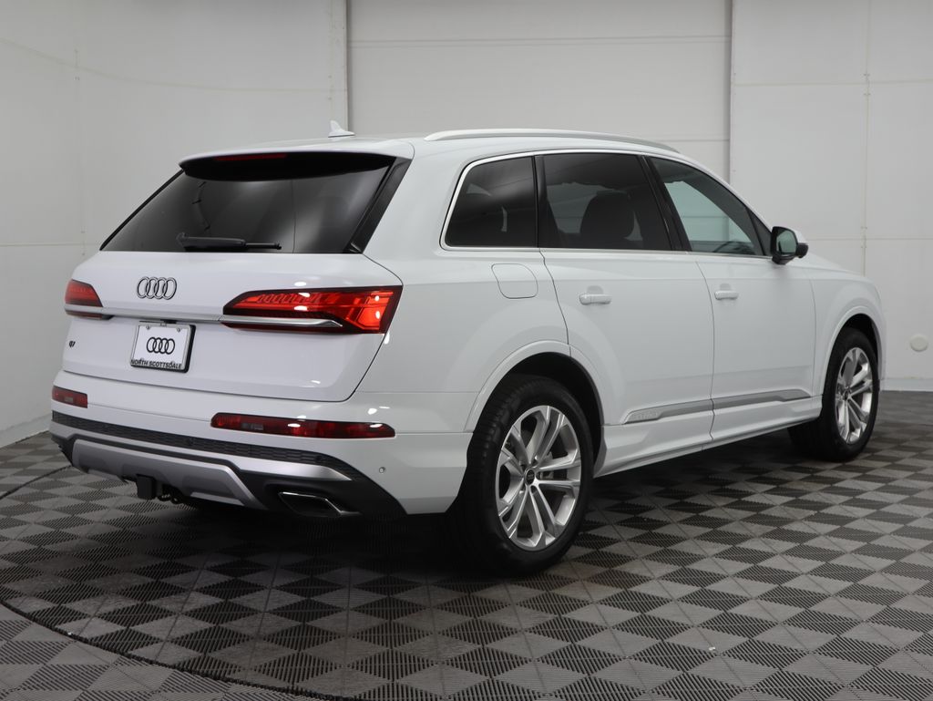 2025 Audi Q7 Premium Plus 5