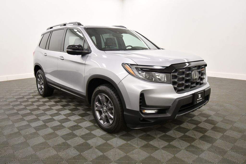 Used 2024 Honda Passport SUV