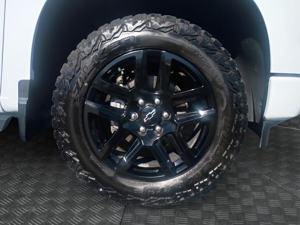 Used Car 2024 Chevrolet Silverado 1500  Custom For Sale Under $40,000 In Austin, Texas