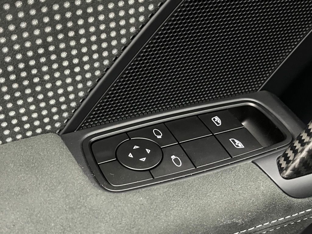 Thumbnail: 2025 Porsche 911 - 28