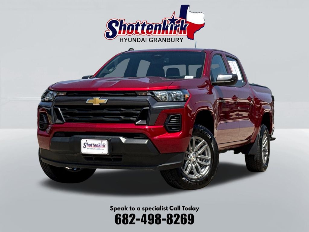 Radiant Red Tintcoat 2025 Chevrolet Colorado Pickup Truck 4X2 8-Speed Automatic