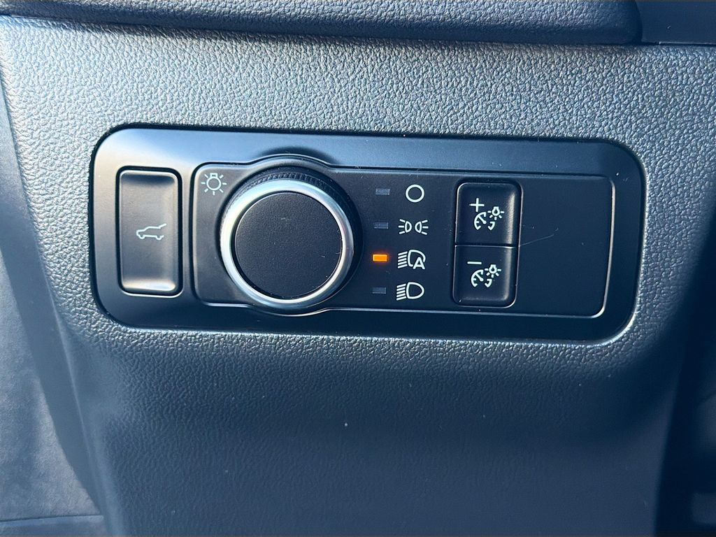 Thumbnail: 2024 Ford Escape - 10