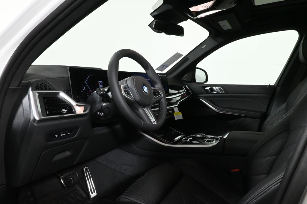 Thumbnail: 2026 BMW X5 - 15