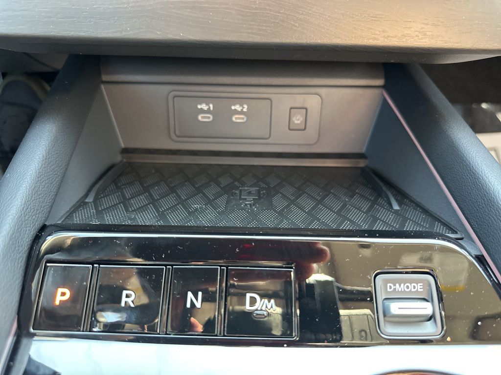 2025 Gun Metallic Nissan Murano SL AWD SUV