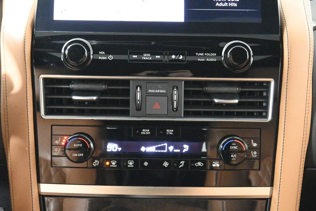 Thumbnail: 2024 INFINITI QX80 - 24