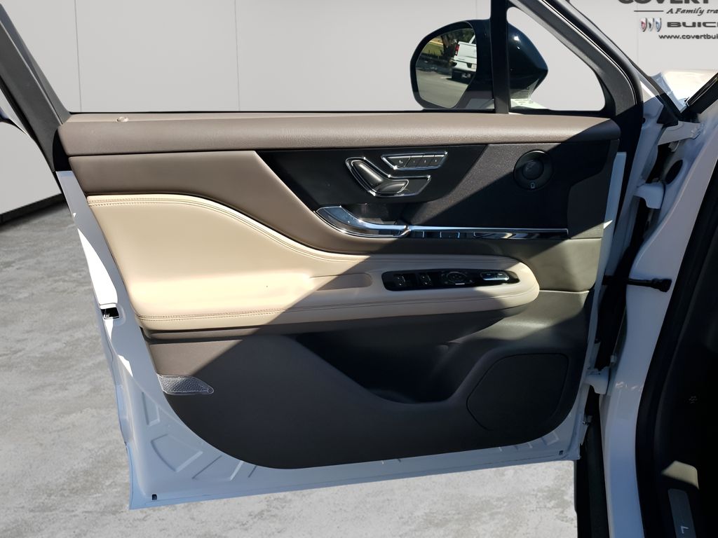 Used Car 2020 Lincoln Corsair  Reserve For Sale Under $30,000 In Austin, Texas