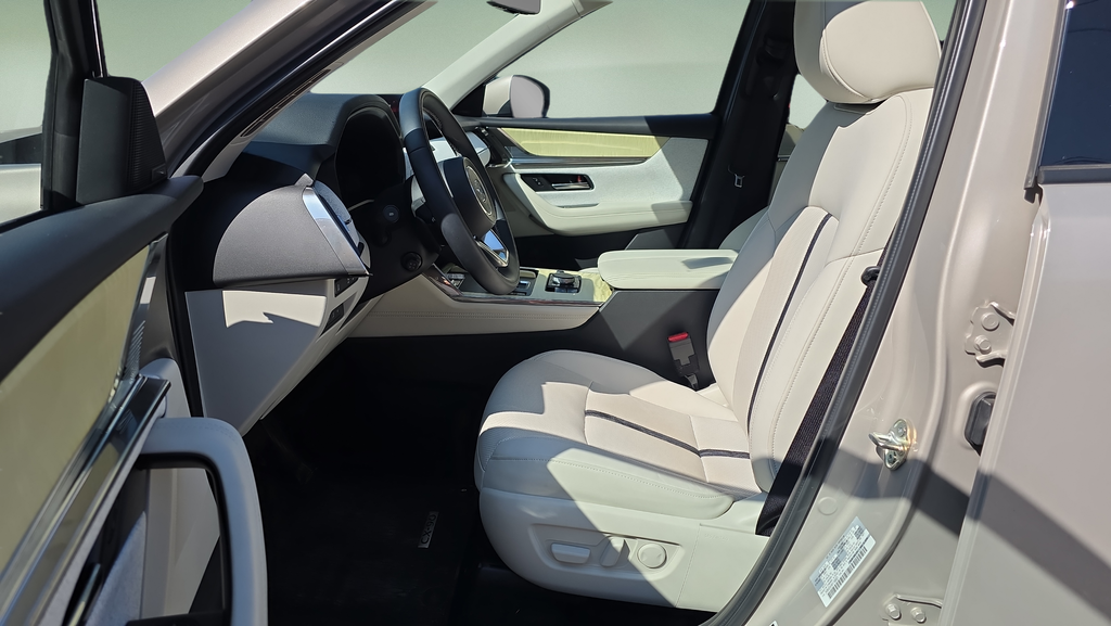 2024 Mazda CX-90 3.3 Turbo S Premium Plus Silver at Rochrich Mazda