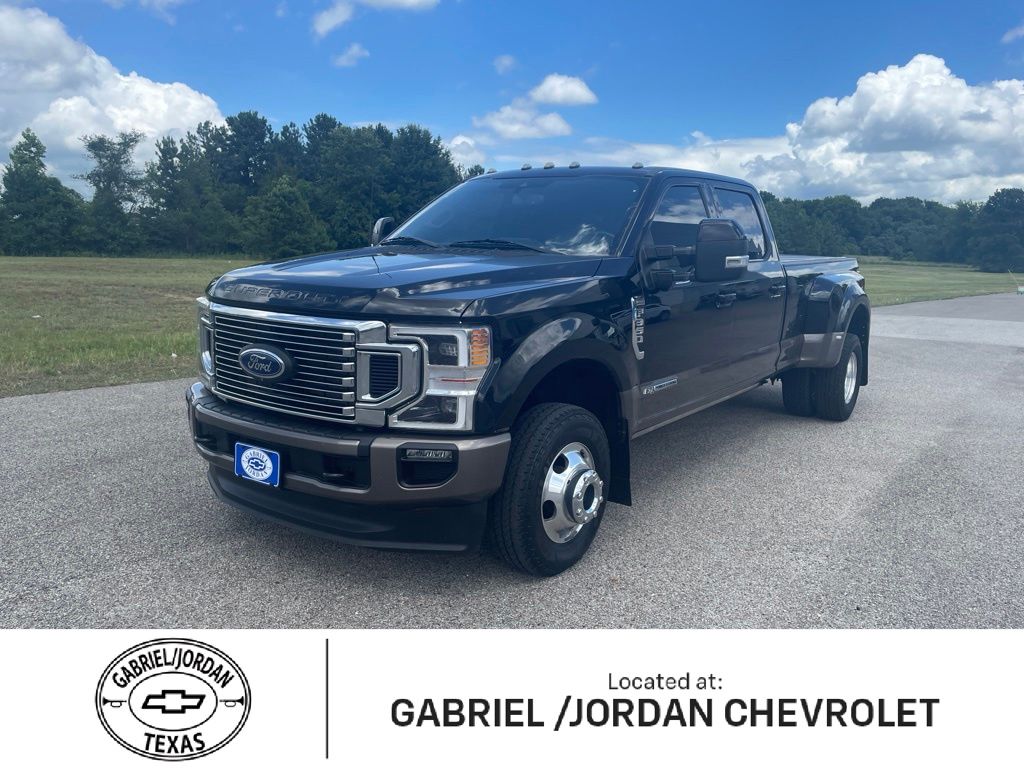Agate Black Metallic 2022 Ford F-350 Super Duty Pickup Truck Four-Wheel Drive Automatic