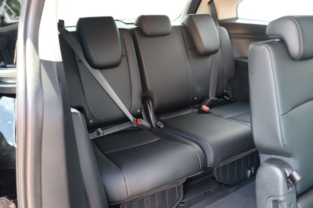 Thumbnail: 2026 Honda Odyssey - 15