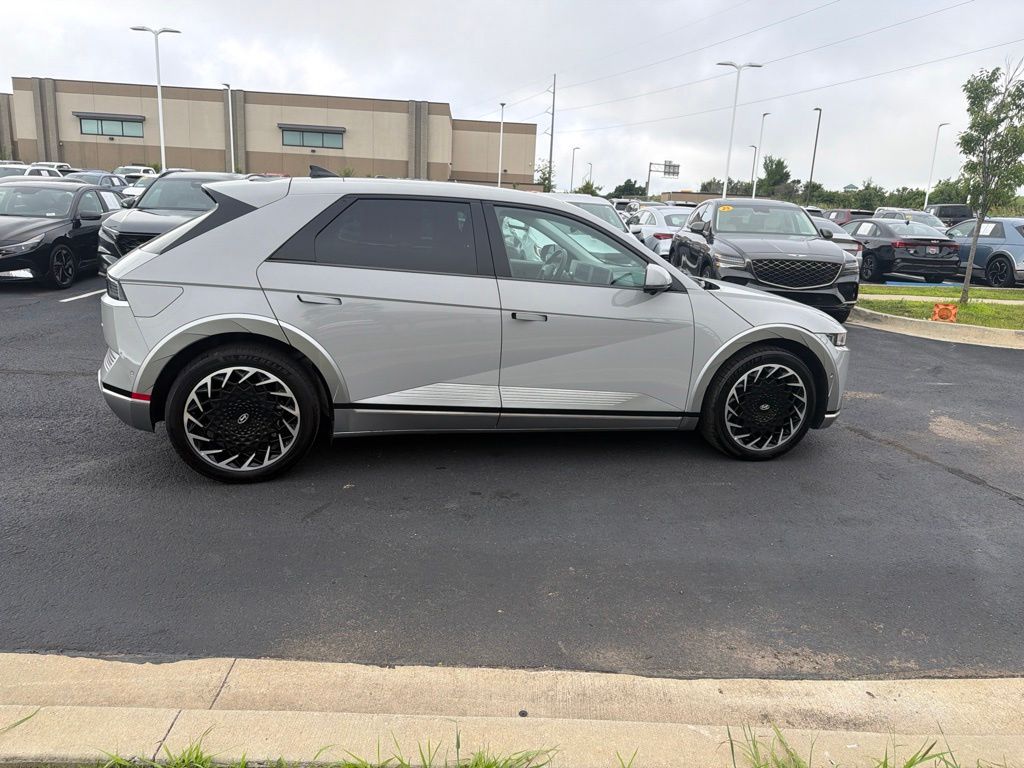 Used 2024 Gray Hyundai Limited image 8