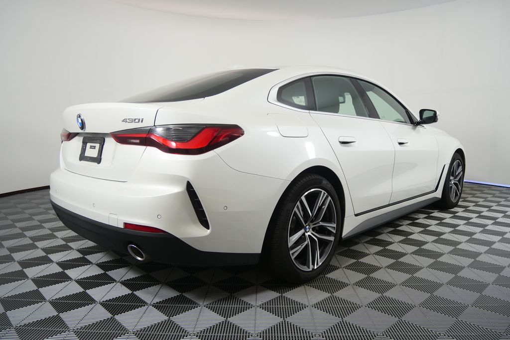 Thumbnail: 2025 BMW 4 Series - 3